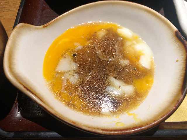 肉豆腐11玉子に浸す.jpg